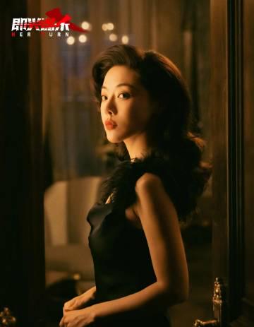 《即兴谋杀》悬疑引爆万圣档期,海外用户如何用Sixfast解锁国内影视资源?