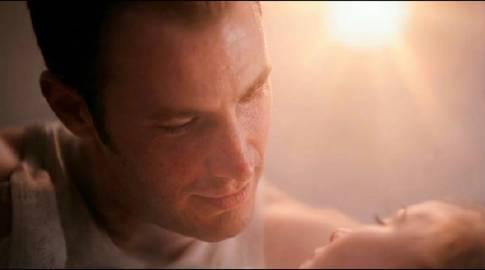 刷到美队抱娃预告时,我正被网飞卡得怀疑人生:海外党追国内热点的痛,谁懂啊